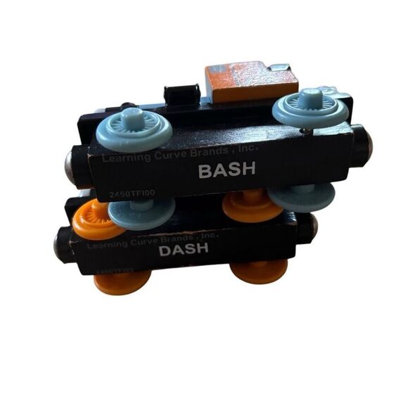 Thomas & Friends Wooden Railroad Bash & Dash - Picture 9 of 9